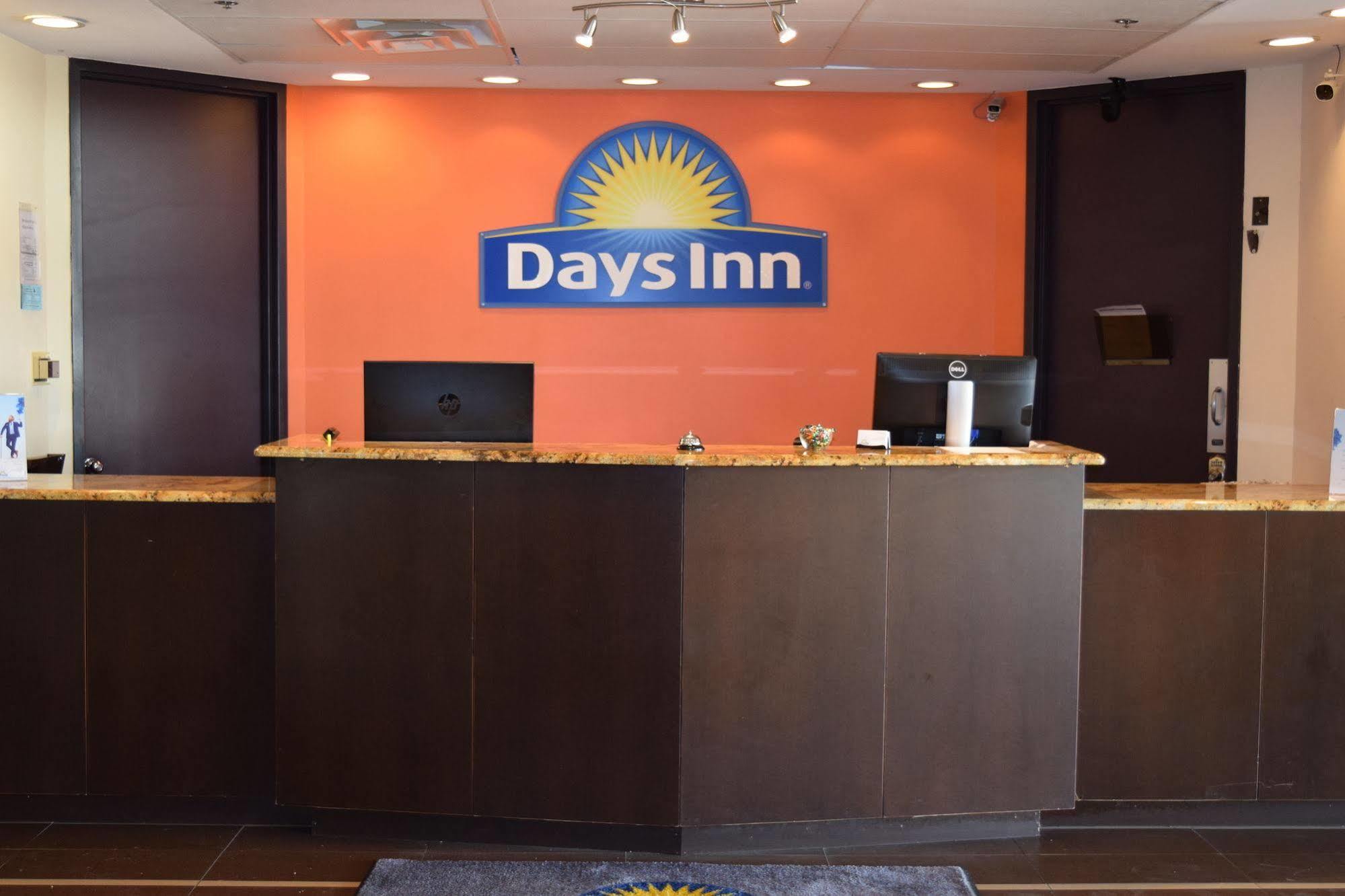 Days Inn By Wyndham Шерман Экстерьер фото